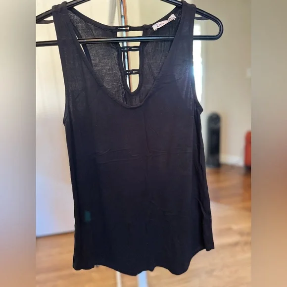 Tank top - Picture 2 of 5